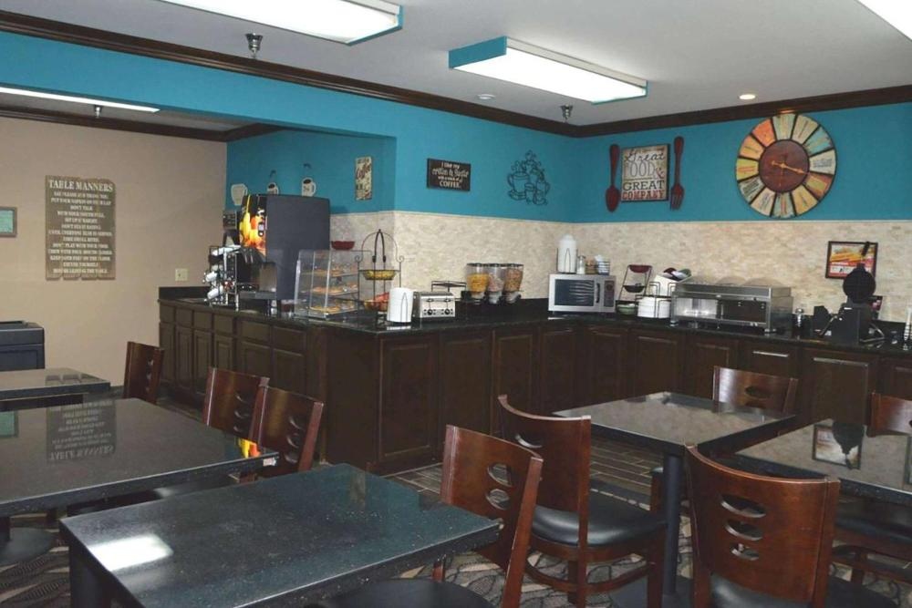 Suite with Two Queen Beds - Non-Smoking